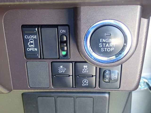 TOYOTA ROOMY 2018