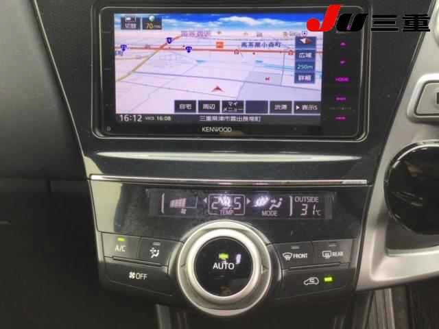 TOYOTA PRIUS ALPHA 2015