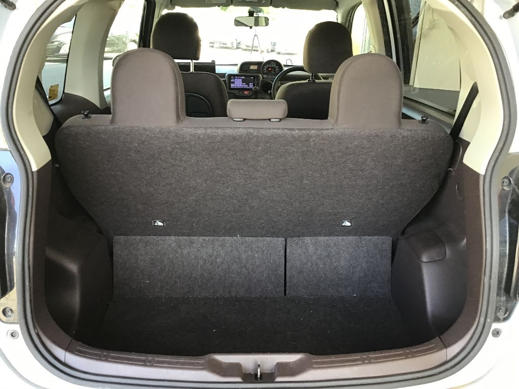 TOYOTA PORTE 2014