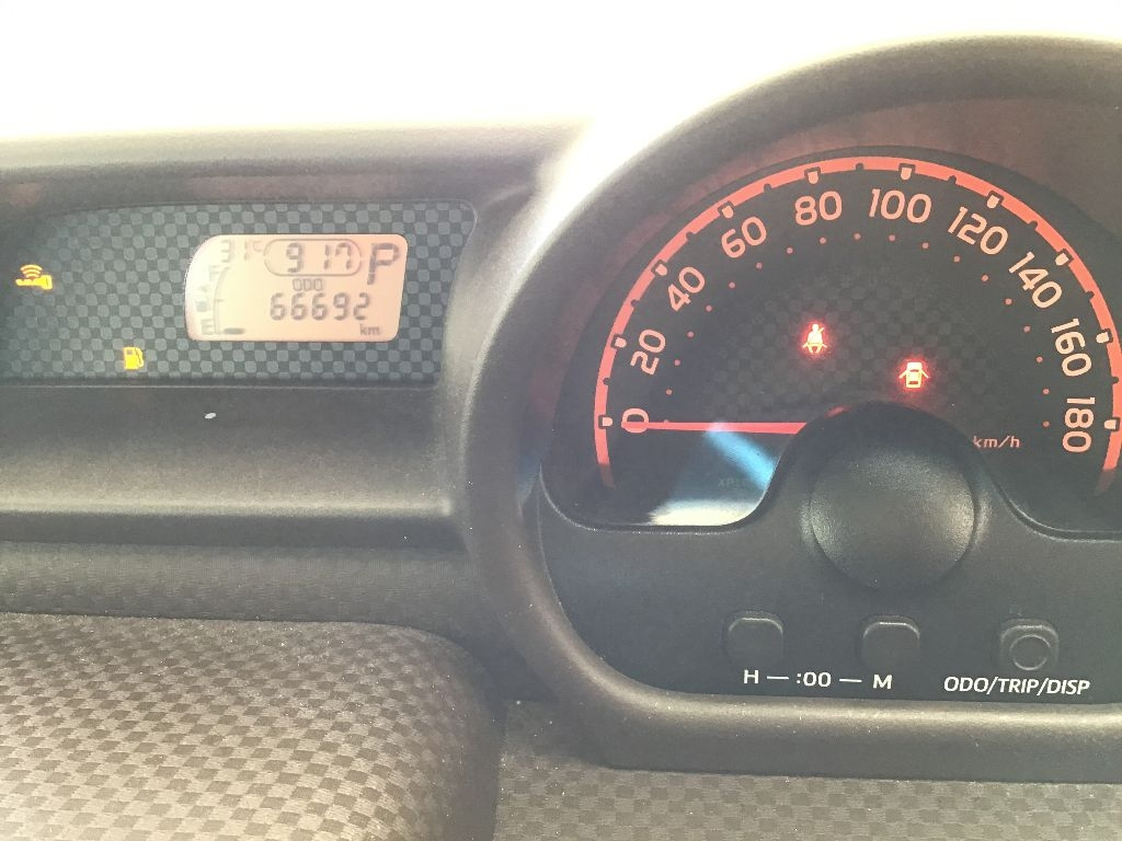 TOYOTA PORTE 2015