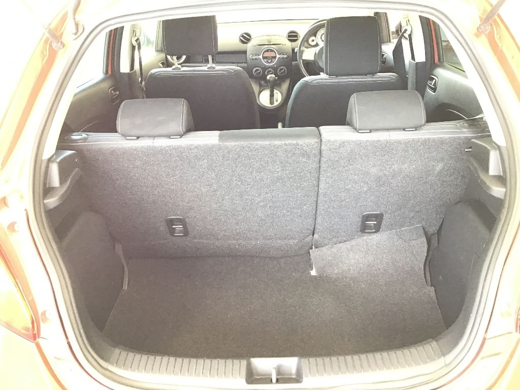 MAZDA DEMIO 2008