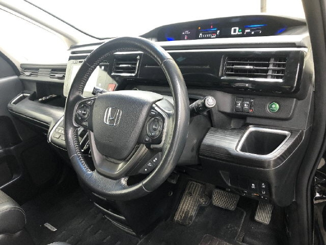 HONDA STEP WAGON 2015