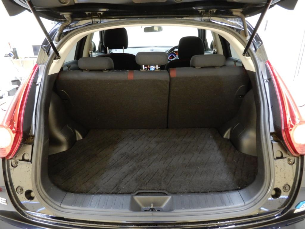 NISSAN JUKE 2012