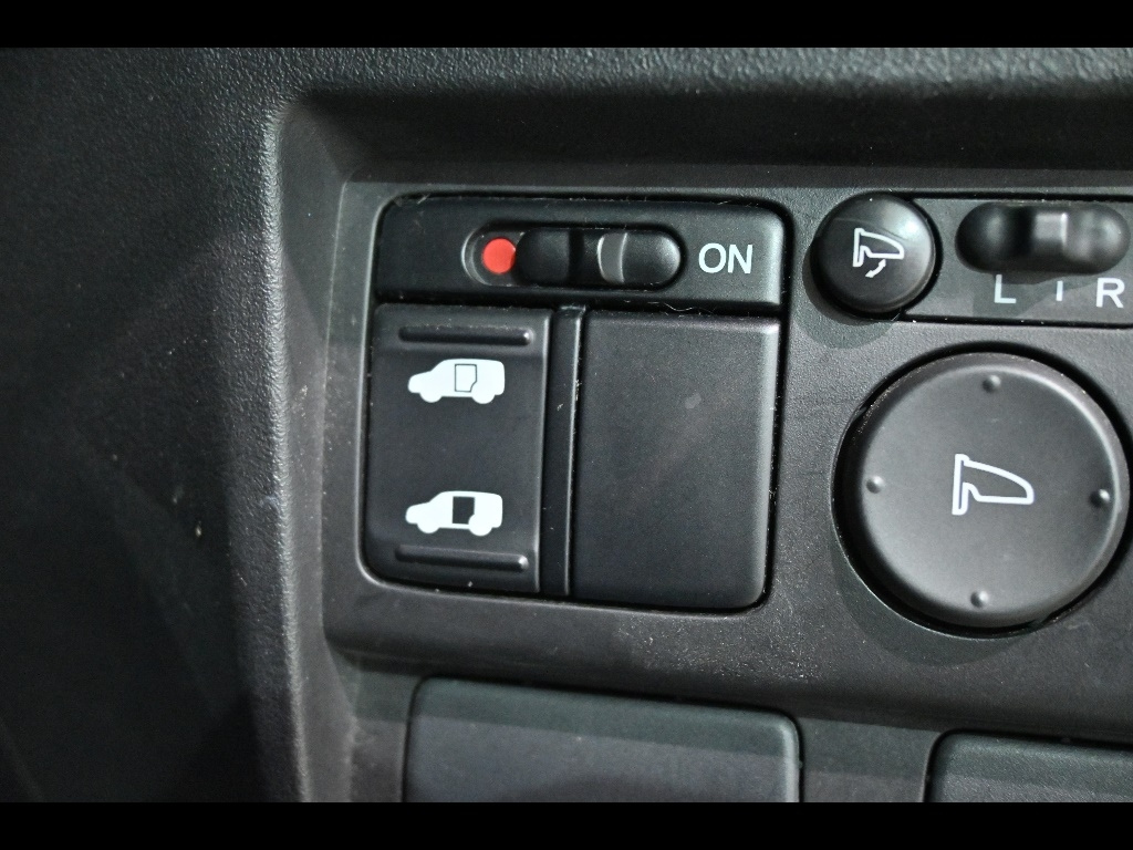 HONDA FREED 2009
