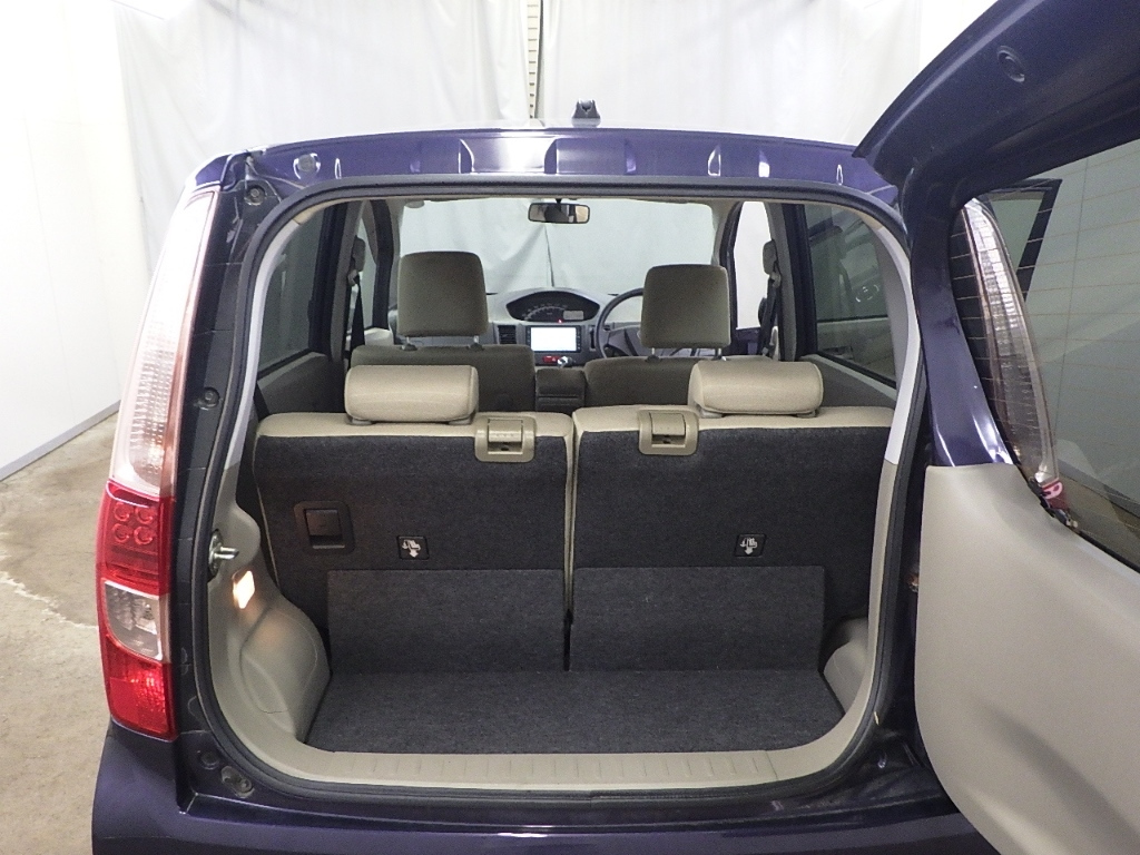 DAIHATSU MOVE 2011
