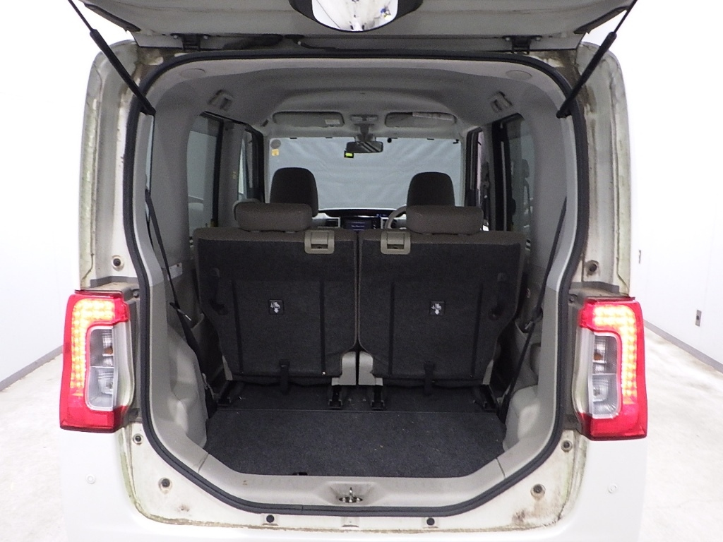 DAIHATSU TANTO 2016