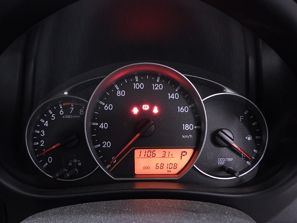 TOYOTA RACTIS 2013