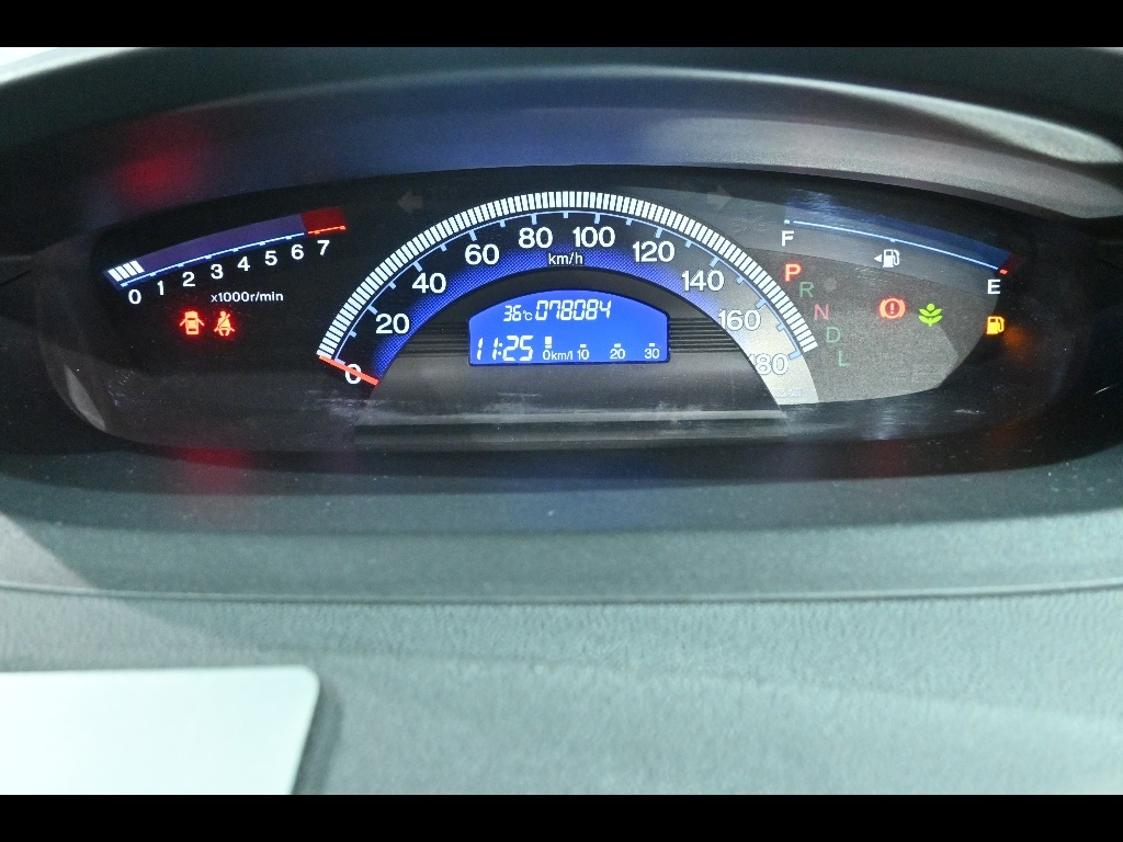 HONDA FREED 2014