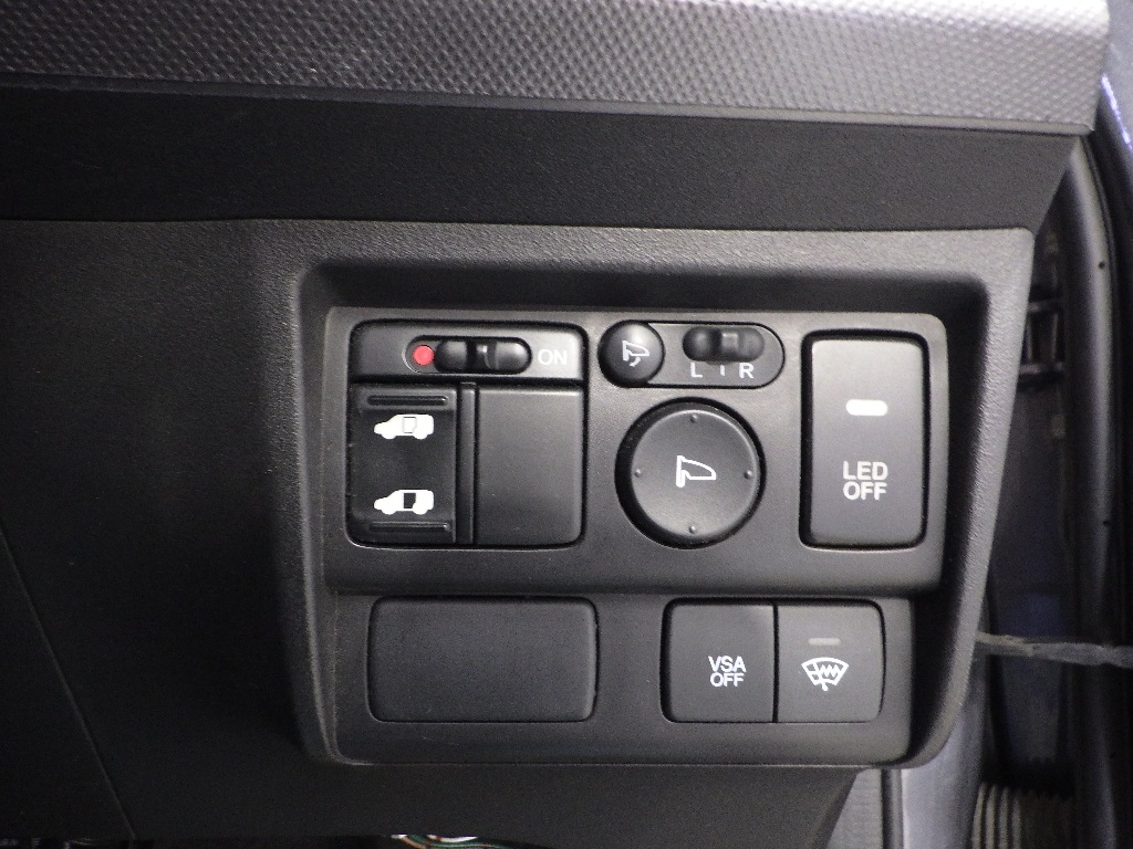 HONDA FREED 2010