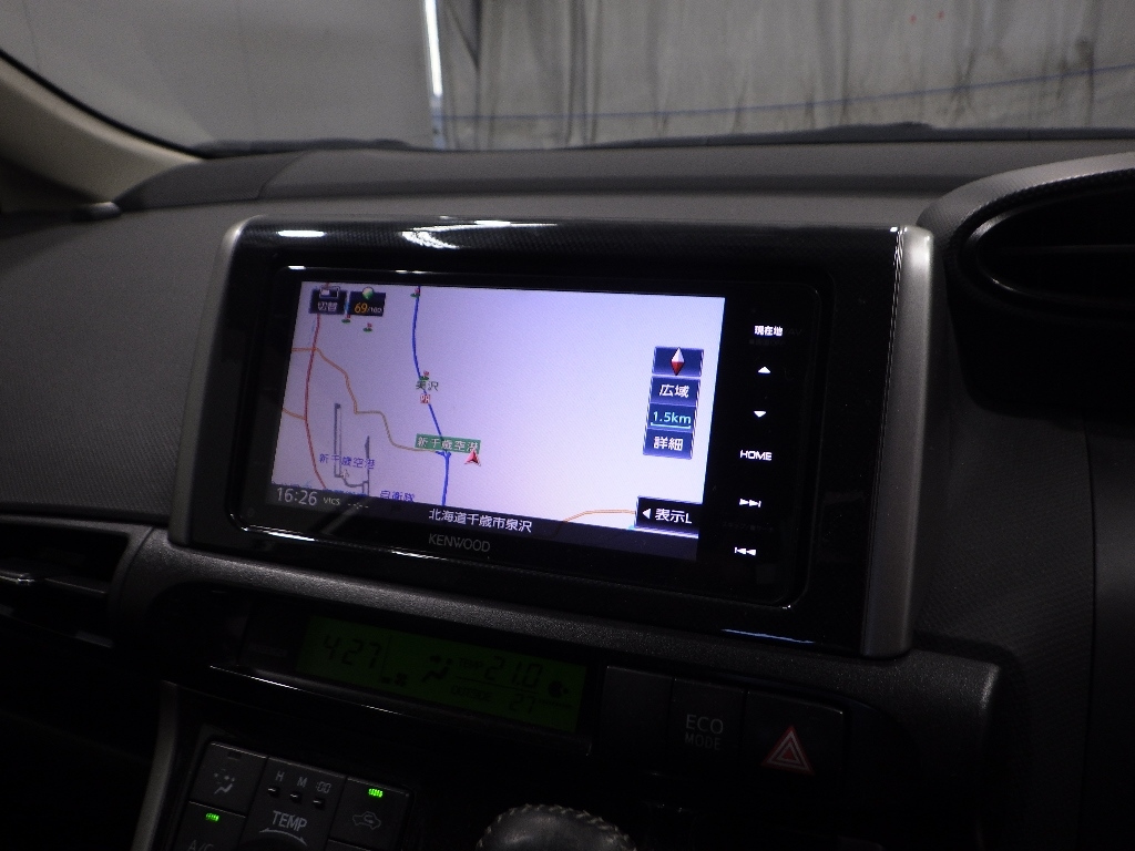 TOYOTA WISH 2013