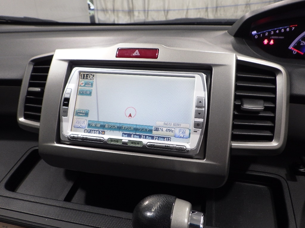 HONDA FREED 2011