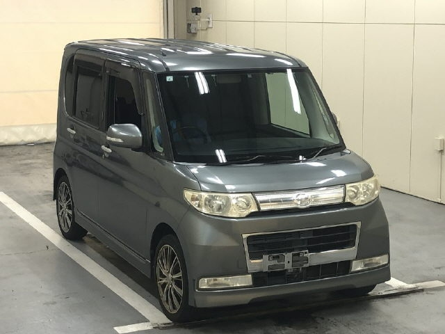 Daihatsu Tanto 2009