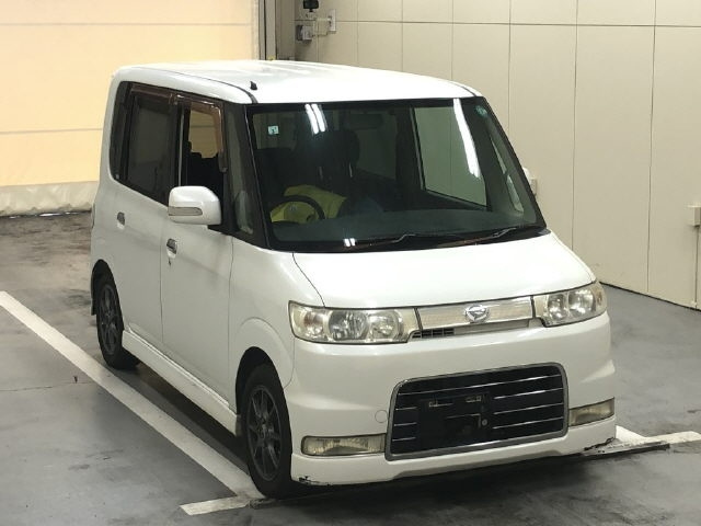 Daihatsu Tanto 2007
