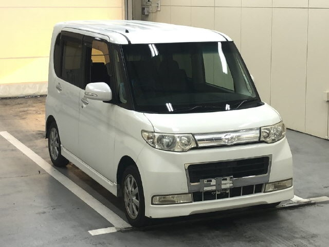 Daihatsu Tanto 2008