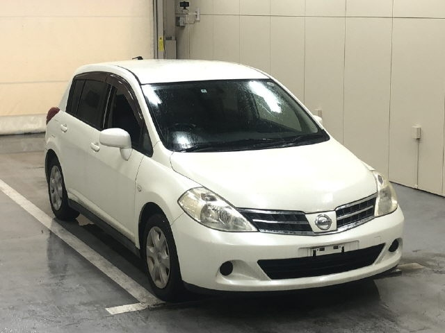 Nissan Tiida 2008