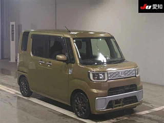 Daihatsu Wake 2015