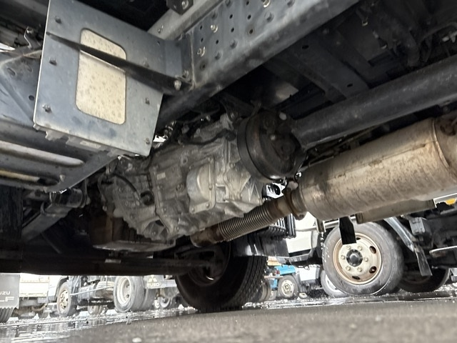 MITSUBISHI CANTER 2016