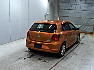 VOLKSWAGEN POLO 2017