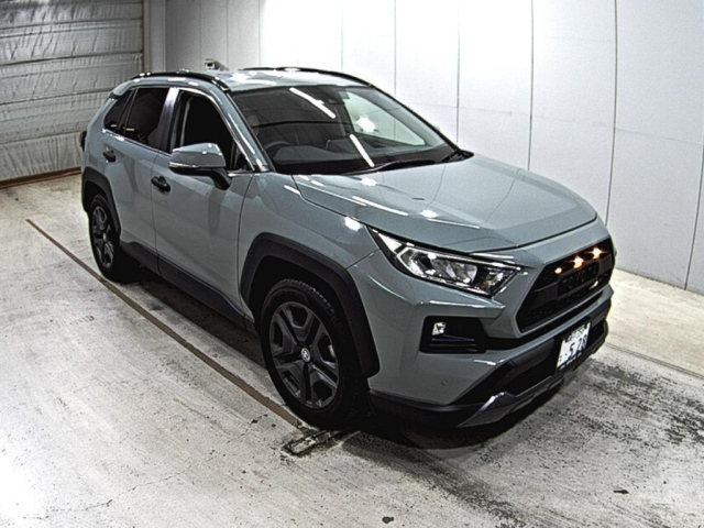 TOYOTA RAV4 2022