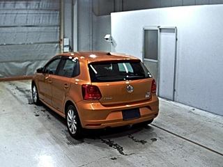 VOLKSWAGEN POLO 2017