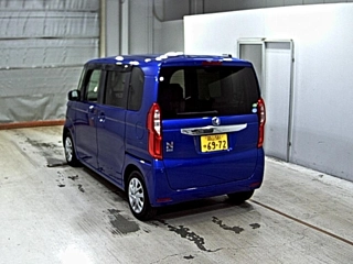HONDA N BOX 2017