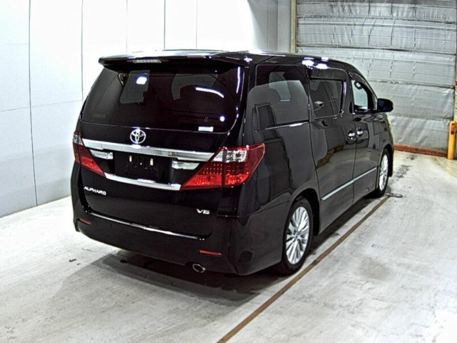 TOYOTA ALPHARD 2012
