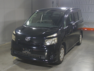 TOYOTA VOXY 2008
