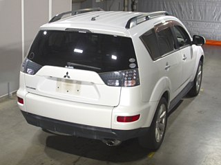 MITSUBISHI OUTLANDER 2009