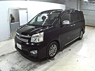 TOYOTA VOXY 2012