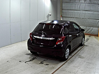 TOYOTA VITZ 2016