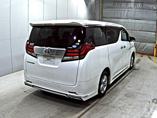 TOYOTA ALPHARD 2017