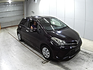 TOYOTA VITZ 2016