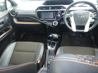 TOYOTA AQUA 2015