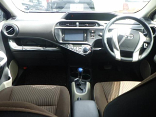 TOYOTA AQUA 2014