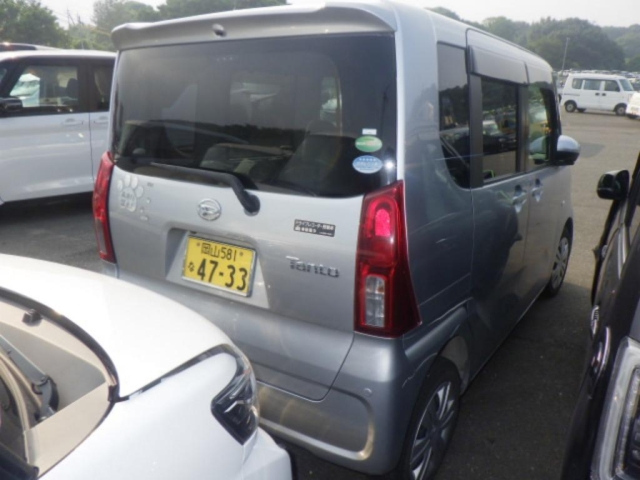 DAIHATSU TANTO 2020