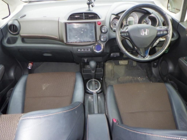 HONDA FIT SHUTTLE 2012