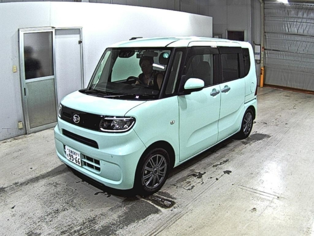 DAIHATSU TANTO 2021