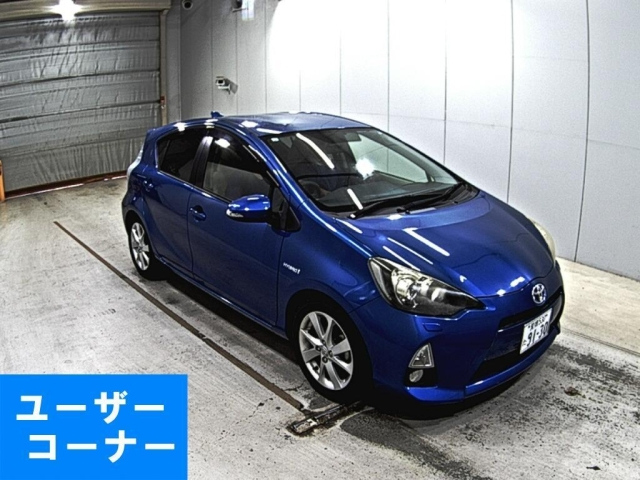 TOYOTA AQUA 2013
