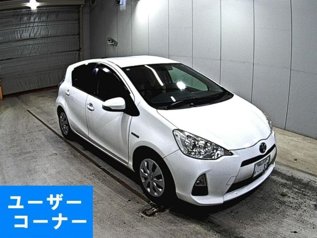 TOYOTA AQUA 2014