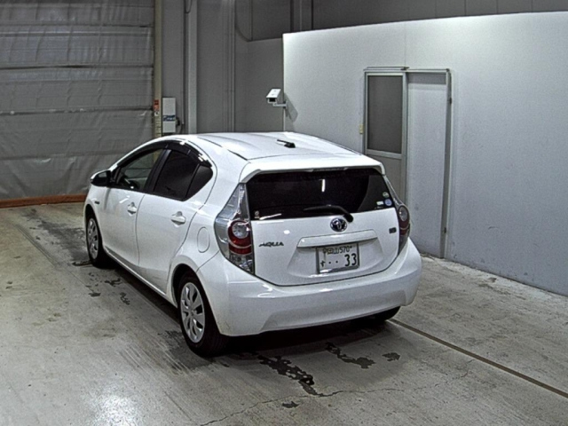 TOYOTA AQUA 2014