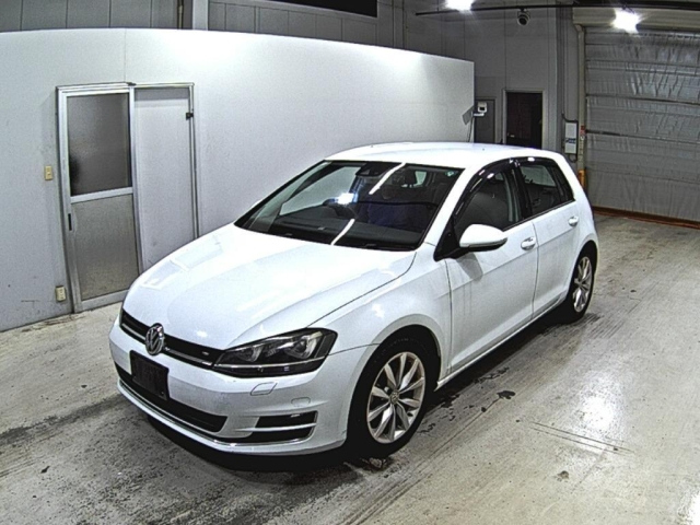 VOLKSWAGEN GOLF 2014