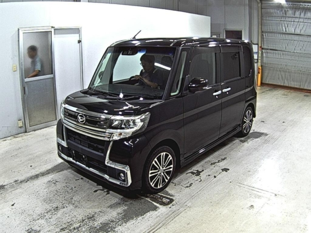 DAIHATSU TANTO 2018