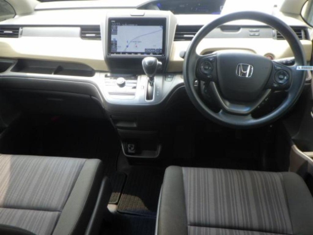HONDA FREED 2019