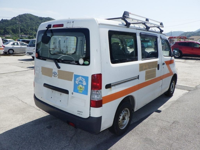TOYOTA TOWN ACE VAN 2012