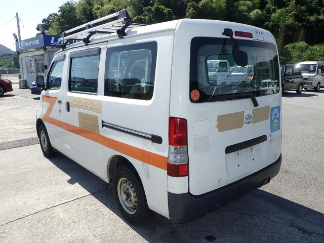 TOYOTA TOWN ACE VAN 2012
