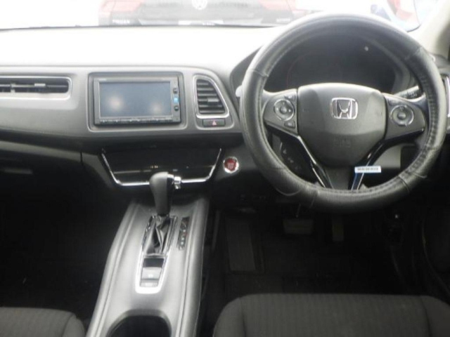 HONDA VEZEL 2016