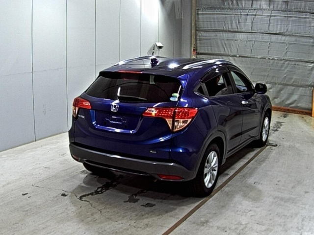 HONDA VEZEL 2016