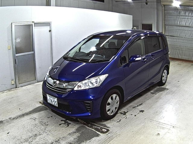HONDA FREED 2015