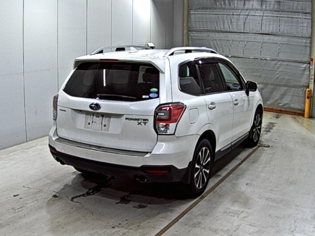 SUBARU FORESTER 2017
