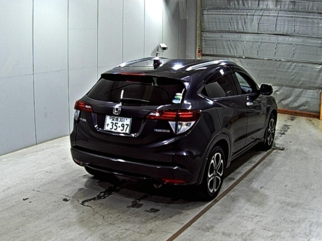 HONDA VEZEL 2015